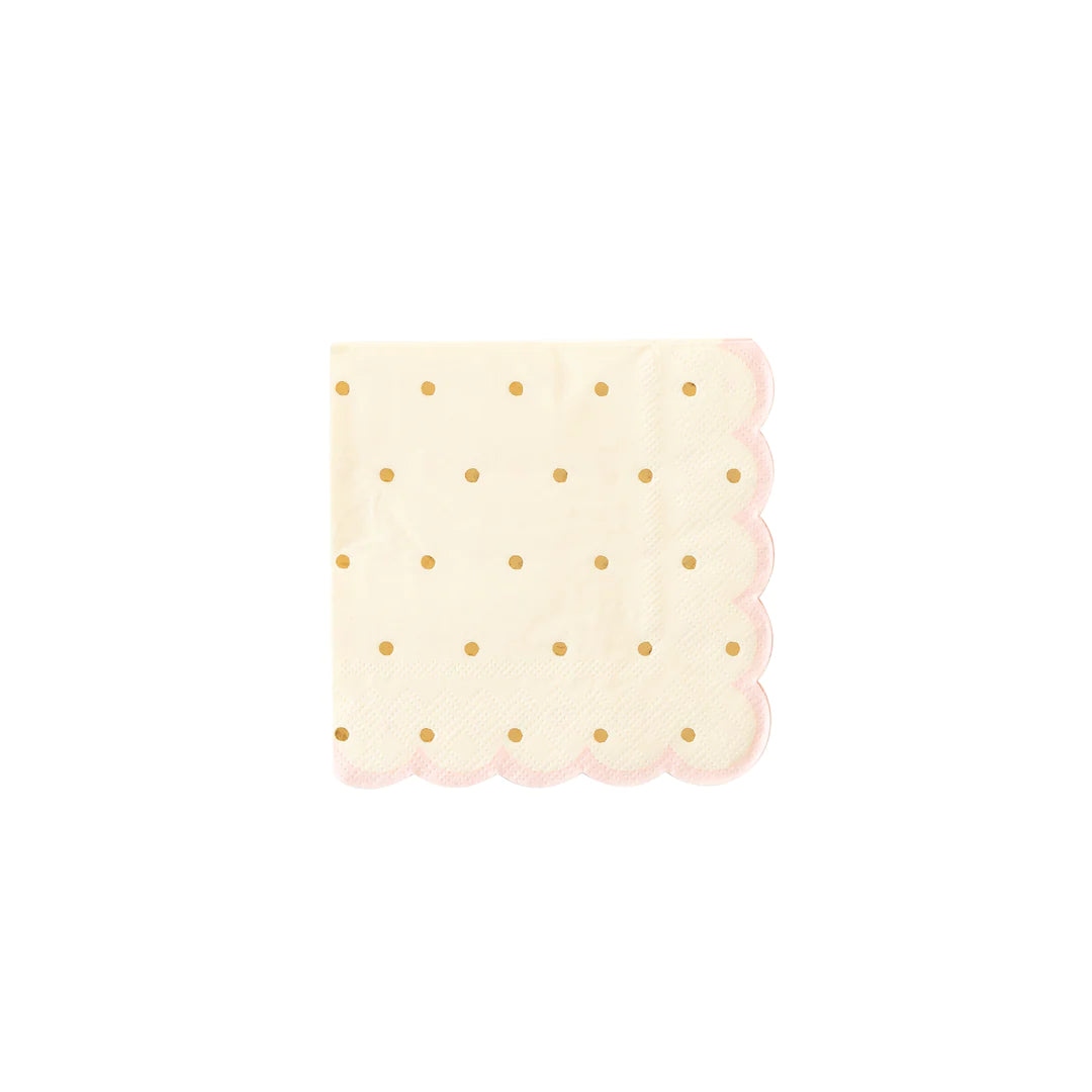 PRINCESS SCALLOPED COCKTAIL NAPKIN