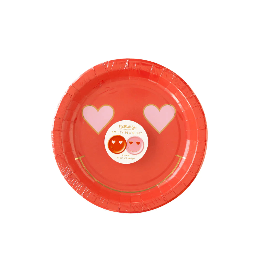HEART EYES PAPER PLATE