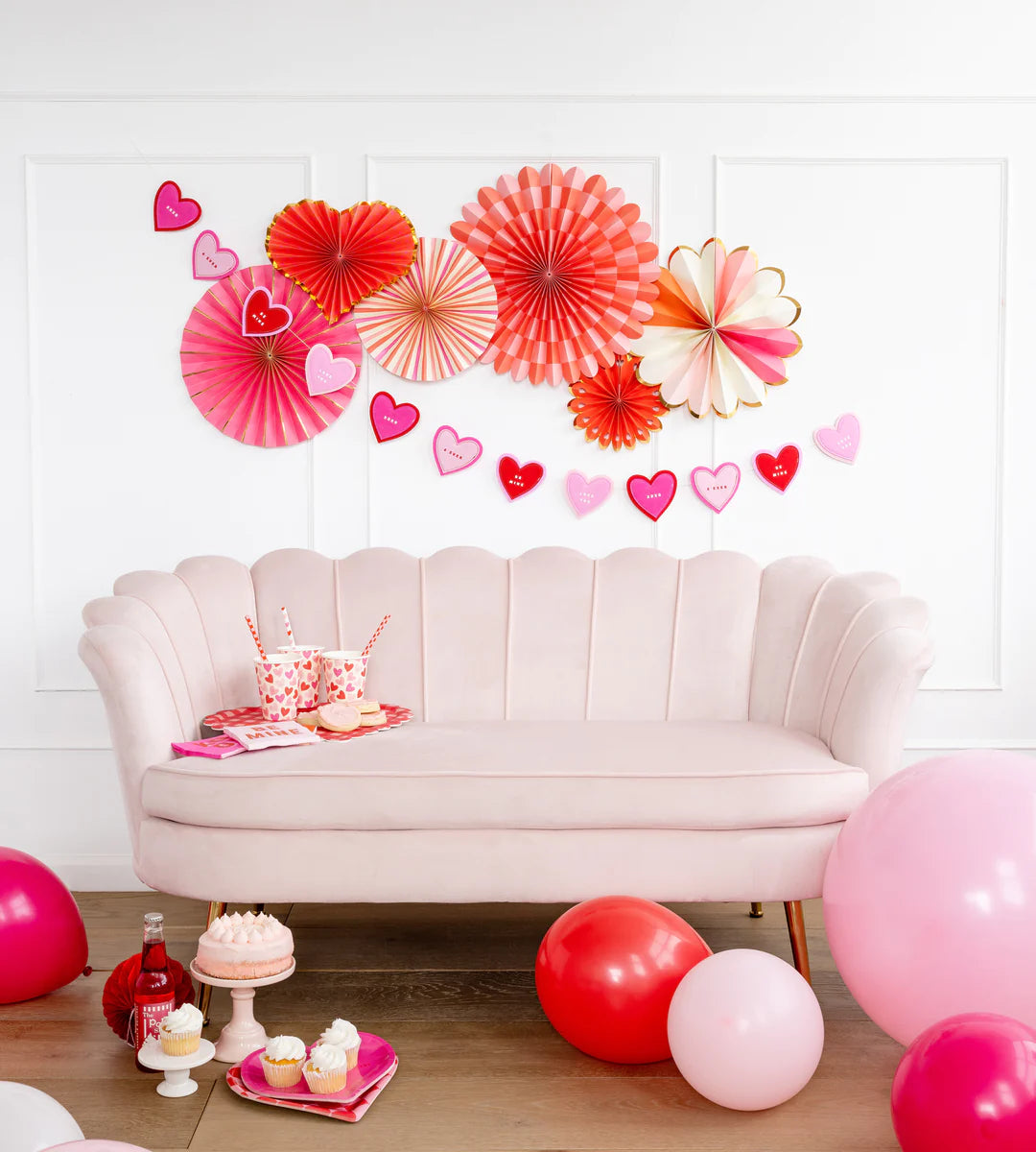 FELT HEART BANNER SET