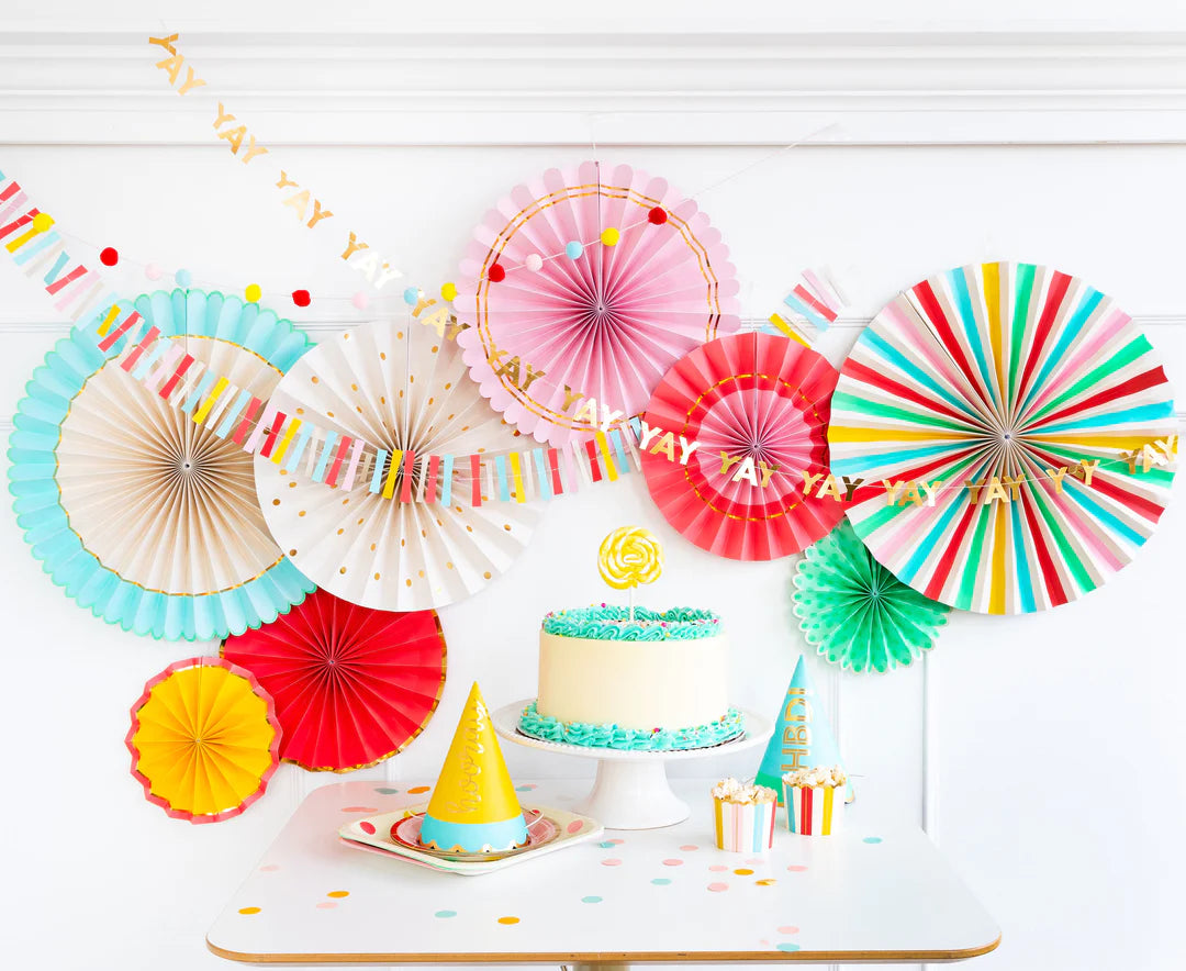 HIP HIP HOORAY PARTY FANS SET